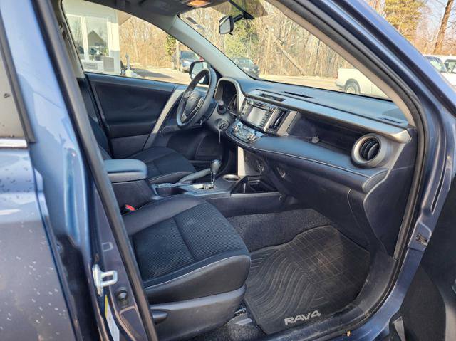 Used 2013 Toyota RAV4 XLE AWD/4WD image 17