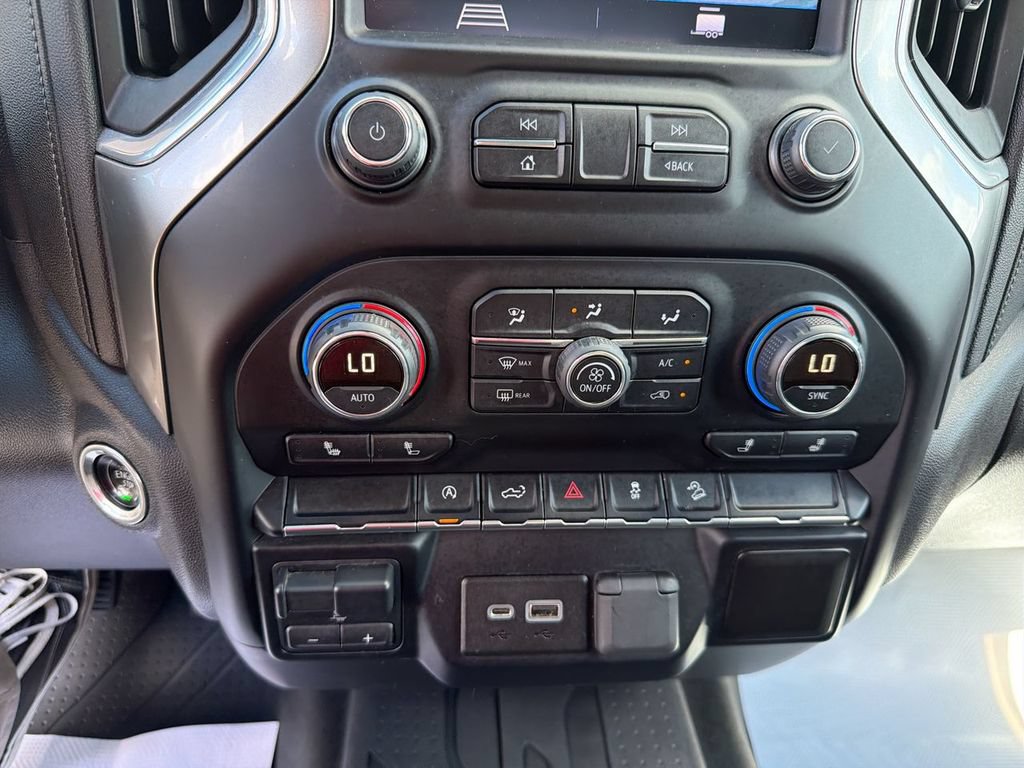 Used 2019 Chevrolet Silverado 1500 RST AWD/4WD image 25