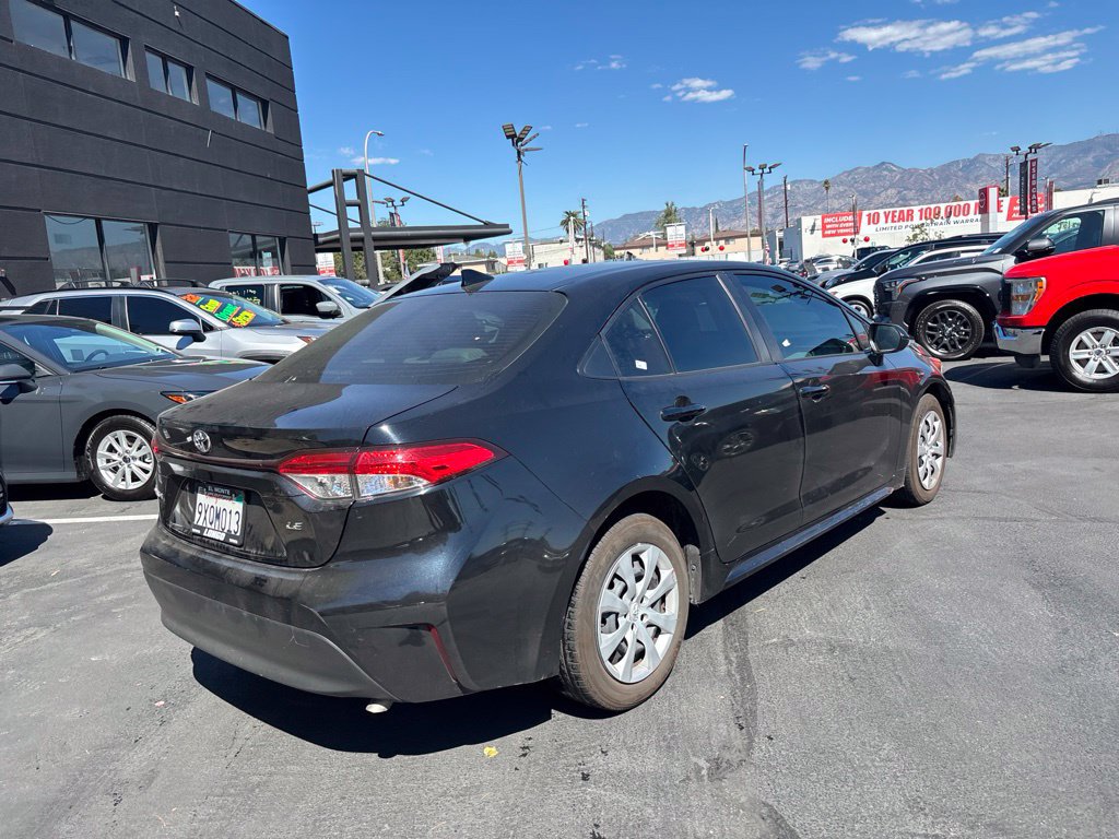Used 2026 Toyota Corolla LE FWD image 4
