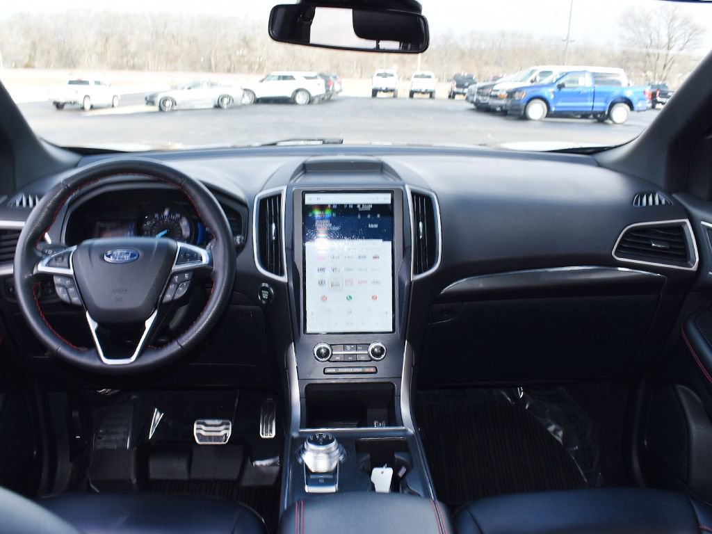 Used 2023 Ford Edge ST-Line AWD/4WD image 4