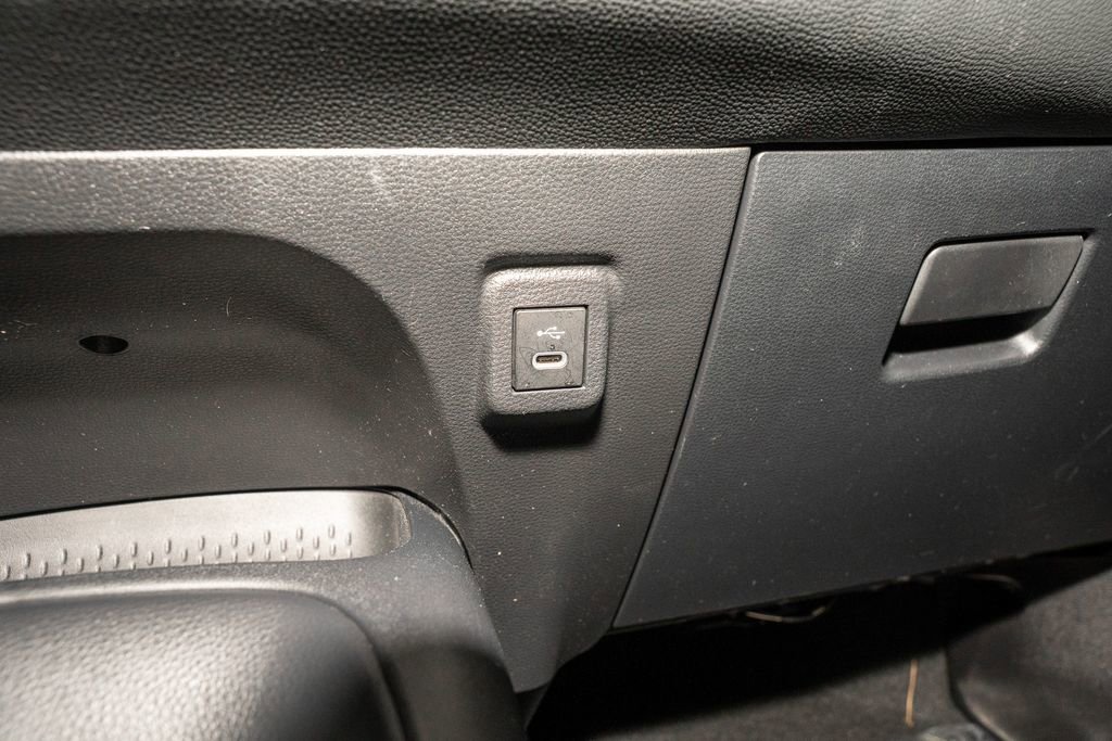 Used 2023 Toyota Corolla LE image 14