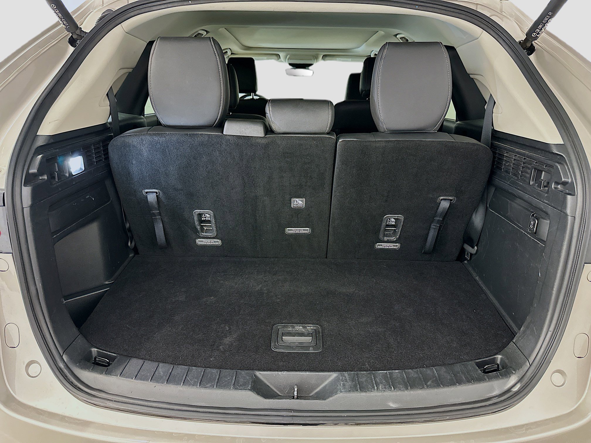 Used 2025 MAZDA CX-90 3.3 Turbo w/ Premium Sport Pkg image 32