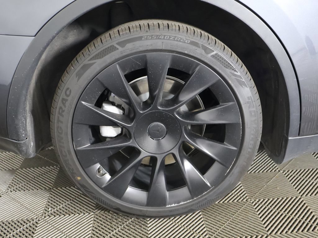 Used 2023 Tesla Model Y Long Range AWD/4WD image 20