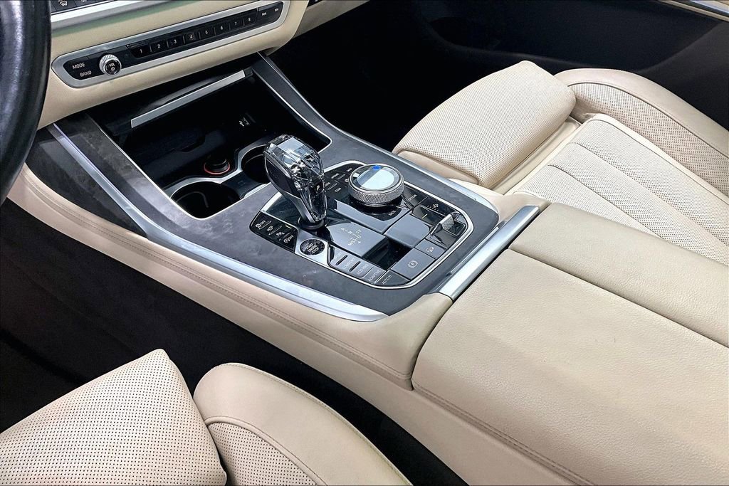 Used 2019 BMW X7 xDrive50i w/ Premium Package image 14