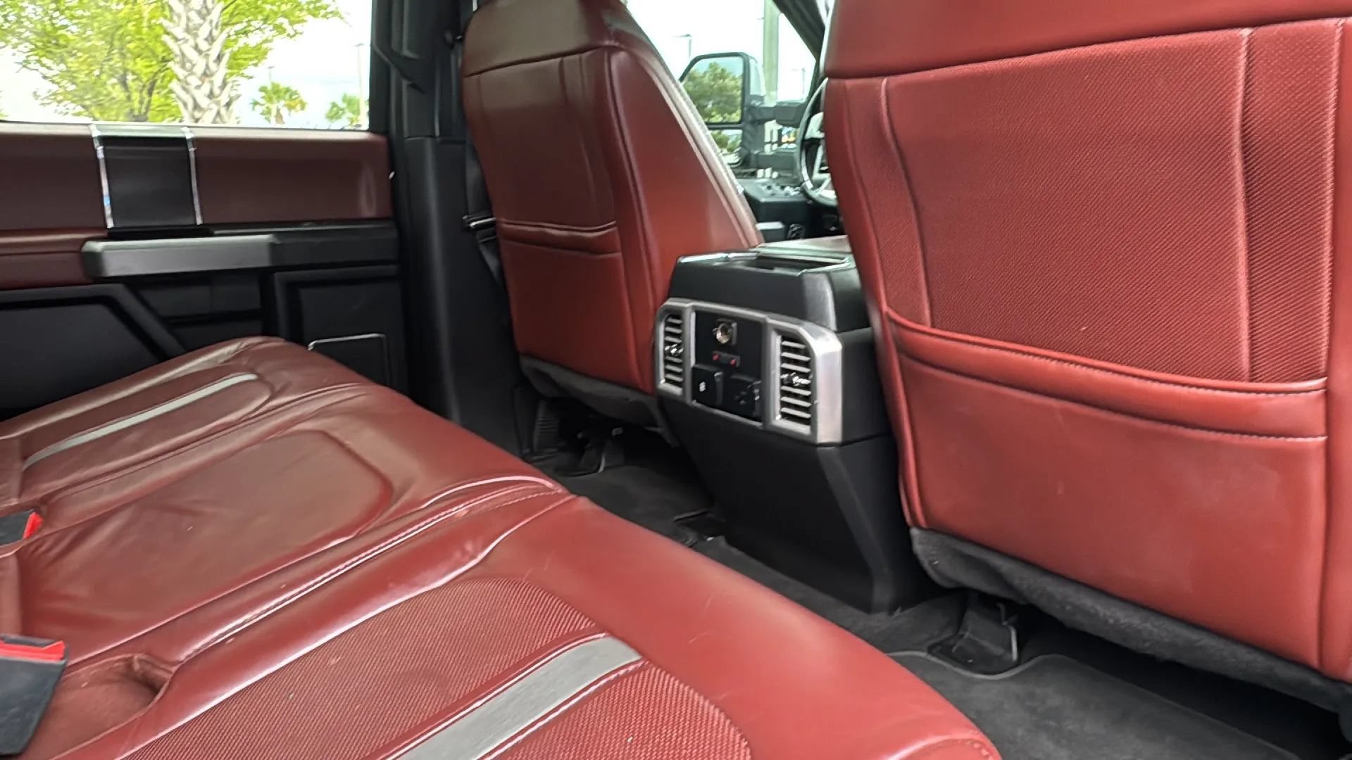 Used 2019 Ford F250 Platinum AWD/4WD image 30