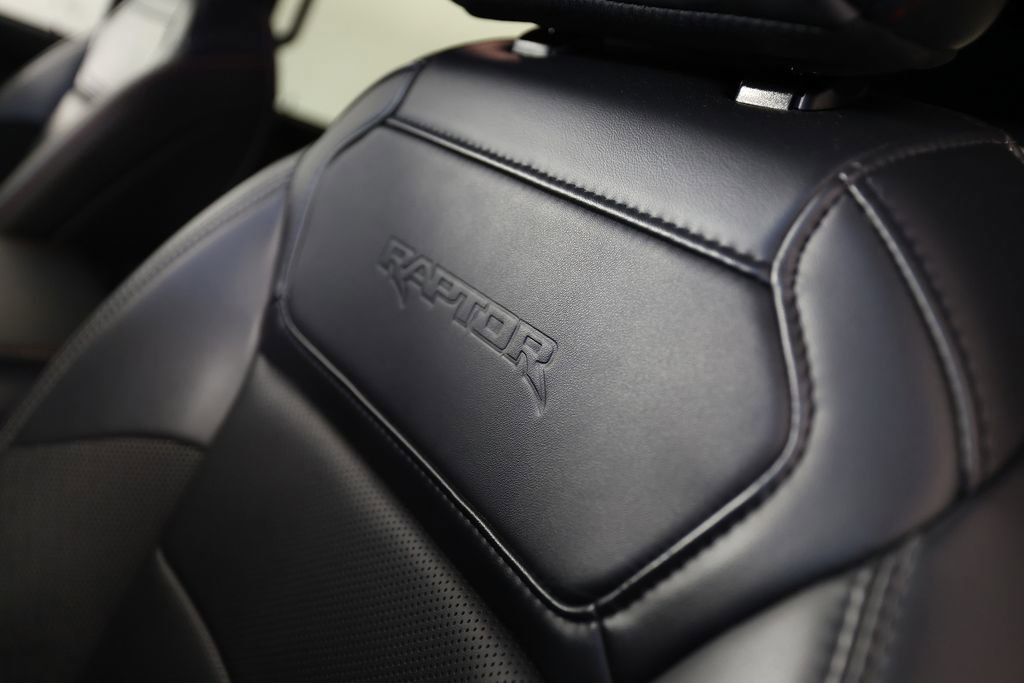 Used 2025 Ford F150 Raptor AWD/4WD image 36