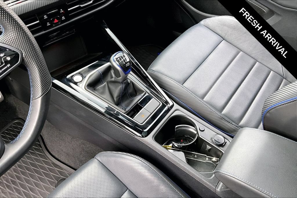Used 2024 Volkswagen Golf R AWD/4WD image 8