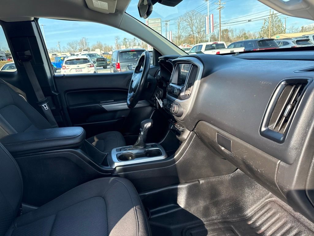 Used 2022 Chevrolet Colorado LT w/ Fleet Safety Package image 15