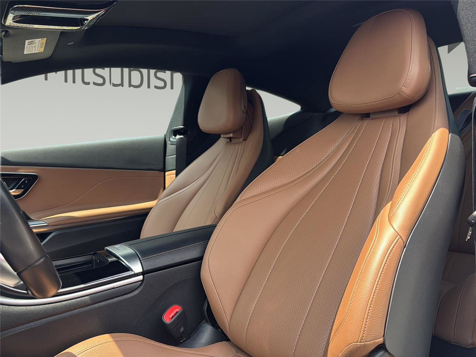 Used 2025 Mercedes-Benz CLE 300 4MATIC Coupe image 17