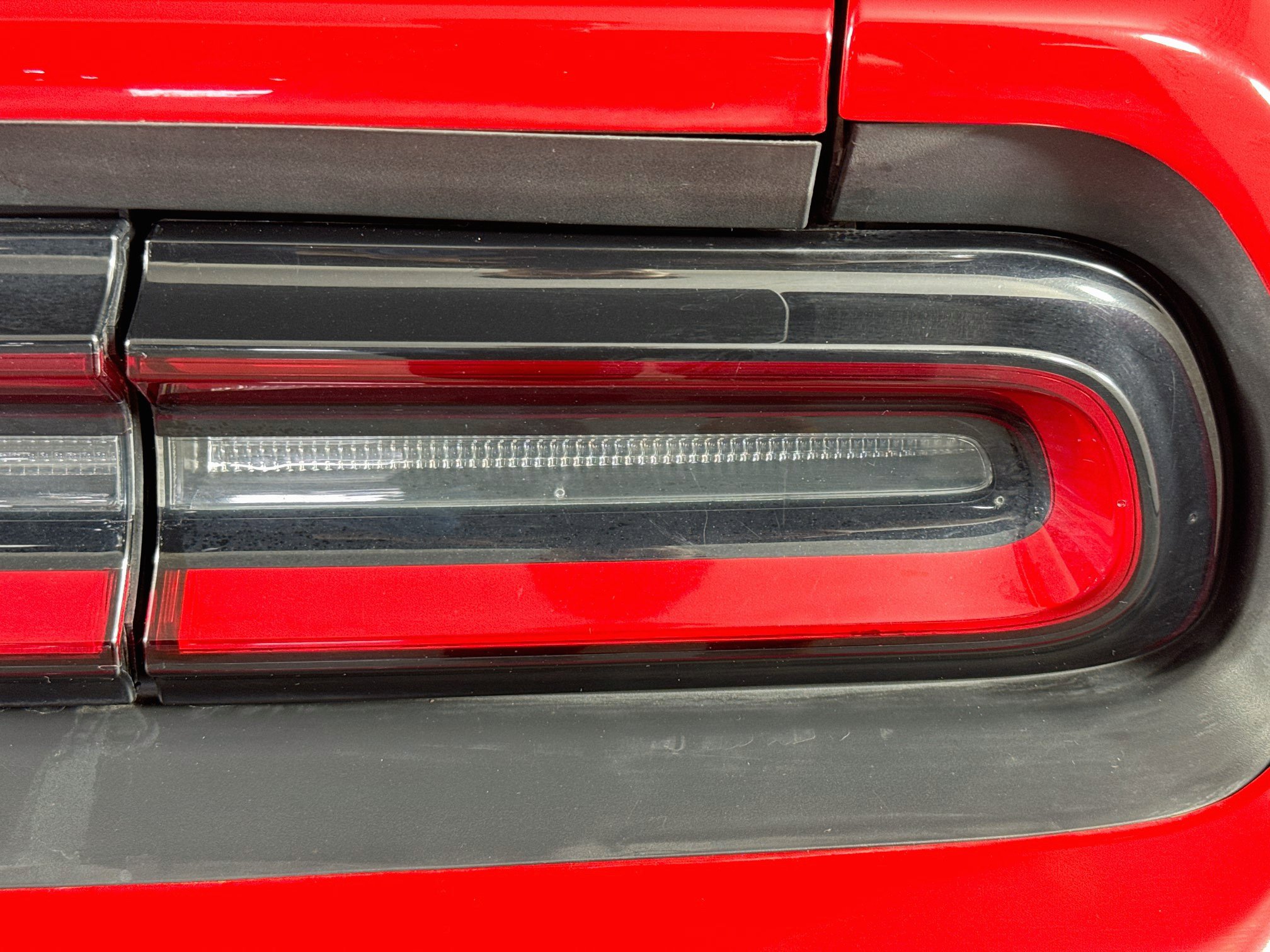 Used 2016 Dodge Challenger SXT RWD image 27