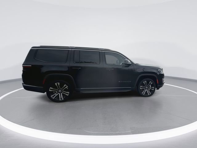 Used 2022 Jeep Wagoneer Series I AWD/4WD image 13