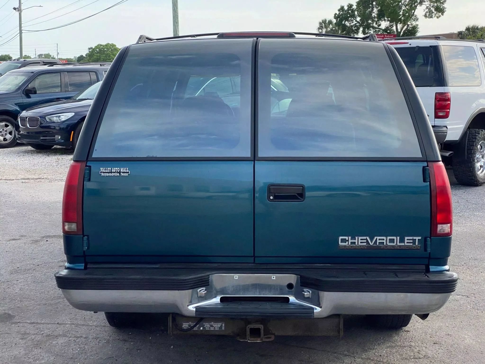 Used 1994 Chevrolet Suburban 2WD image 7