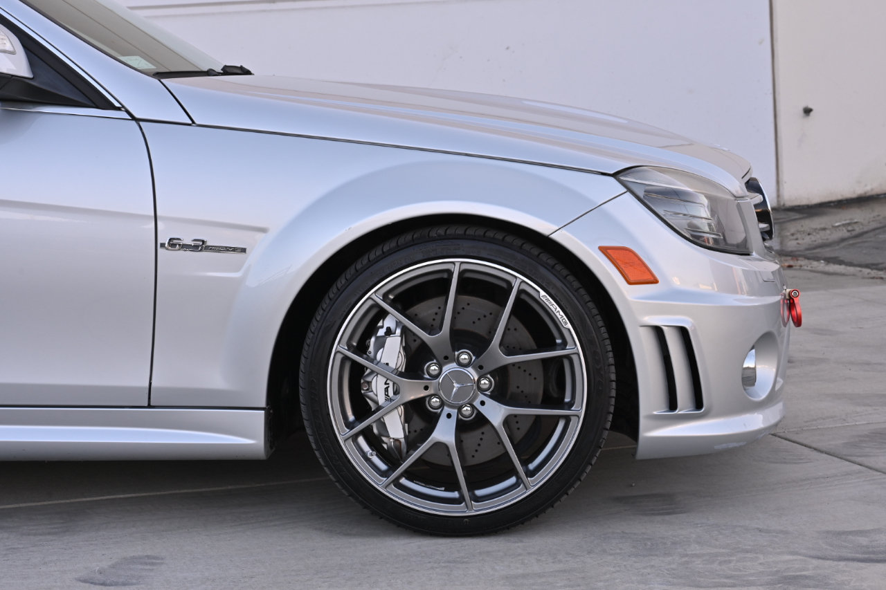 Used 2008 Mercedes-Benz C 63 AMG Sedan image 34
