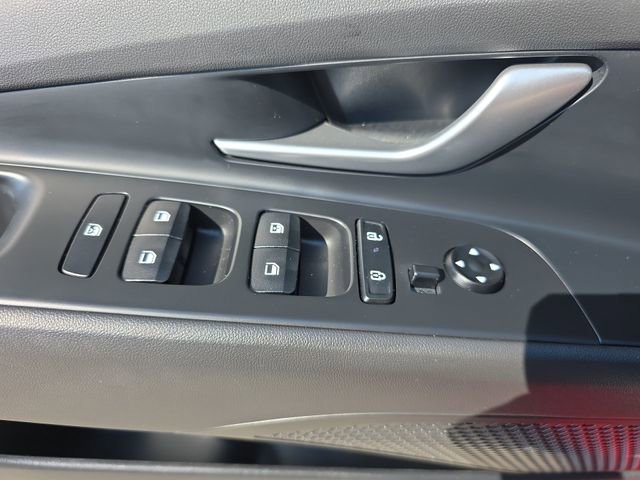 Certified 2024 Hyundai Elantra SEL w/ Convenience Package image 40