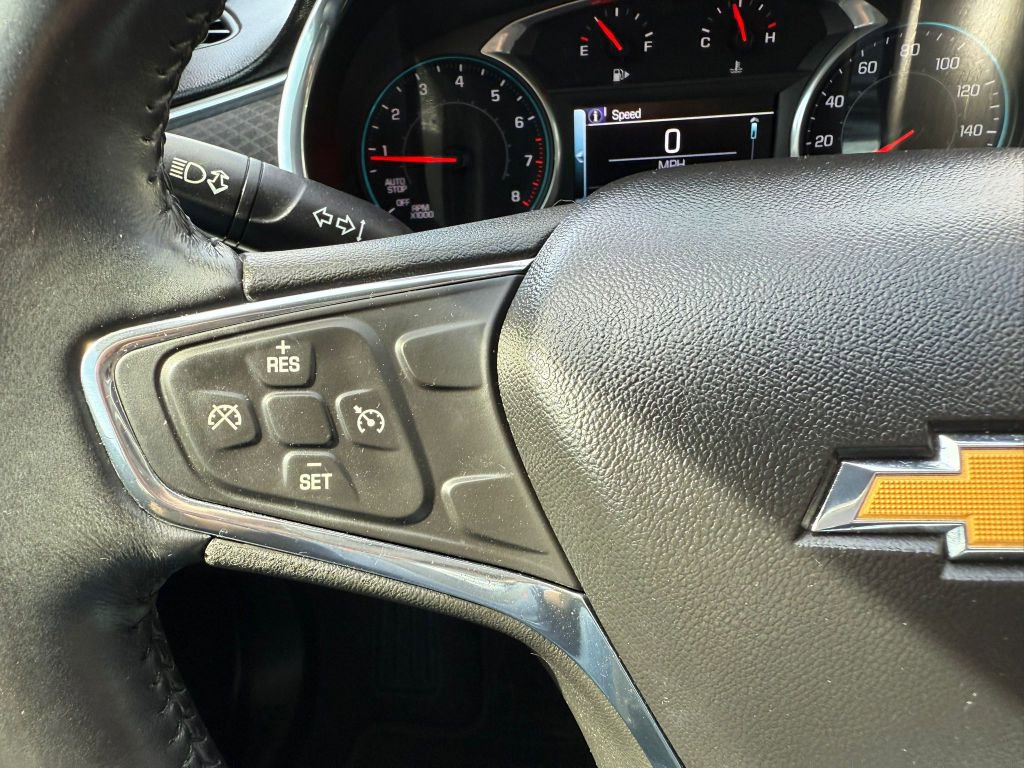 Used 2017 Chevrolet Malibu LT image 26
