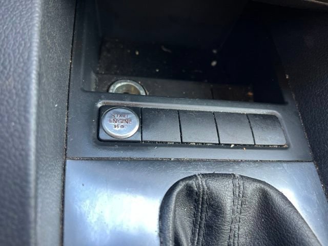 Used 2012 Volkswagen Jetta SEL FWD image 18