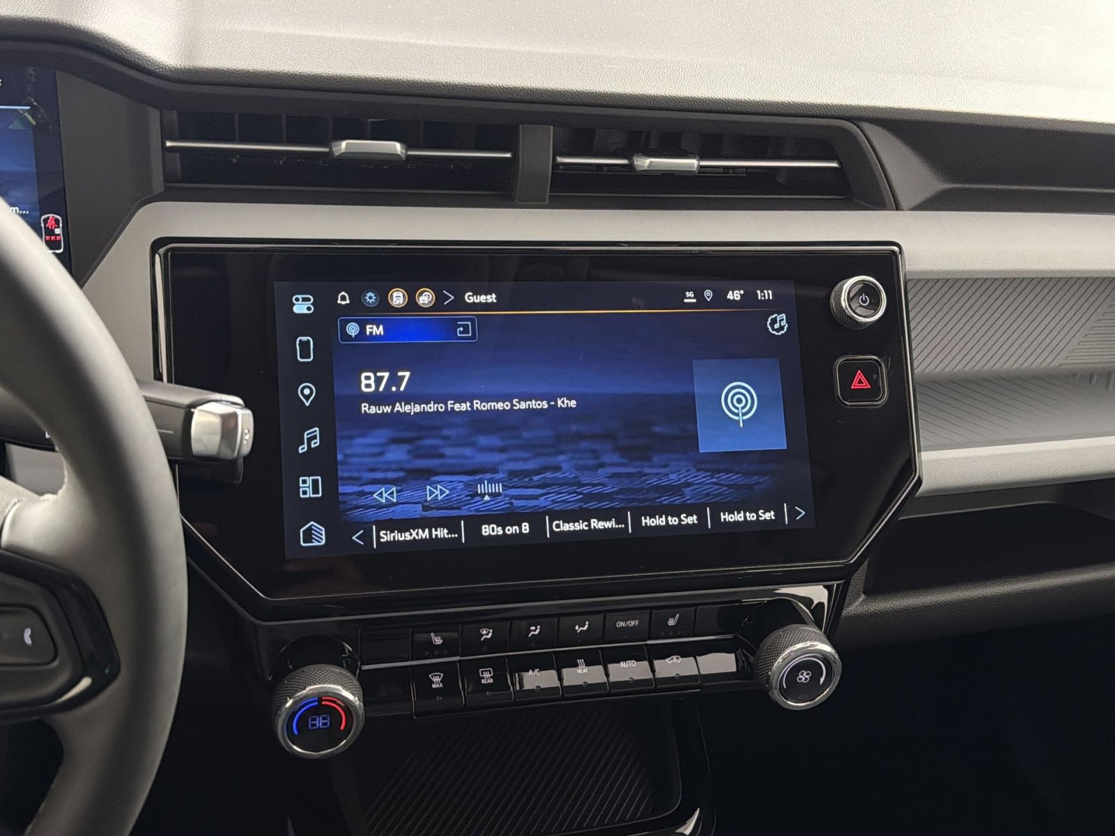 New 2027 Chevrolet Bolt LT w/ Comfort Package FWD image 18