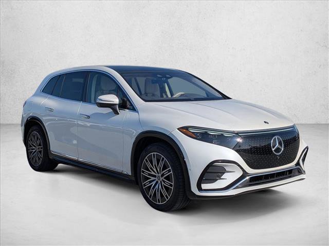 Certified 2023 Mercedes-Benz EQS 580 4MATIC SUV image 3