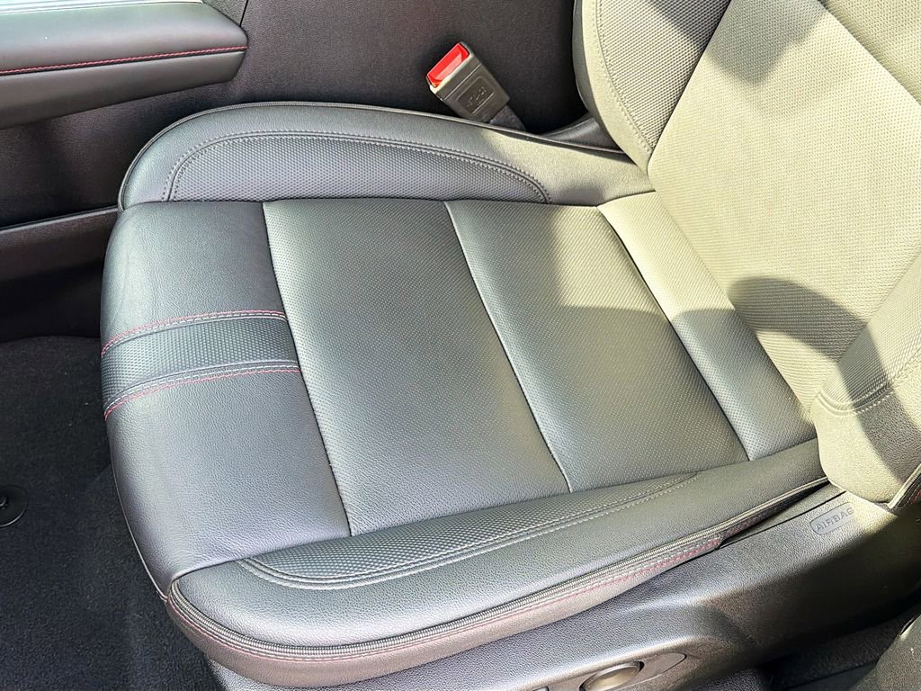 Used 2025 Chevrolet Tahoe RST w/ Comfort Package image 20