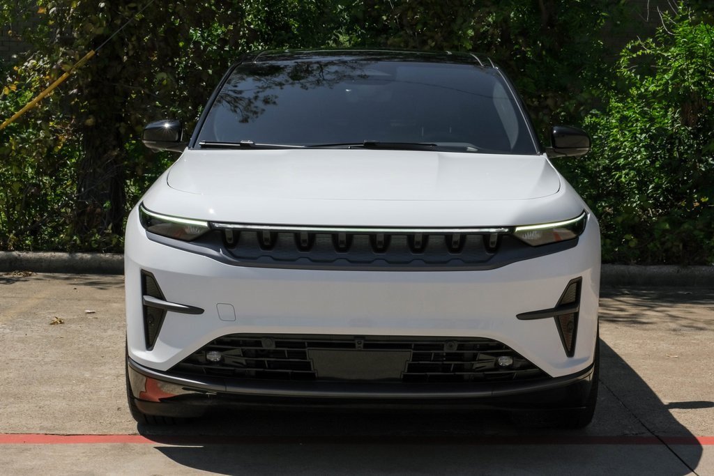 Used 2024 Jeep Wagoneer Launch Edition image 8