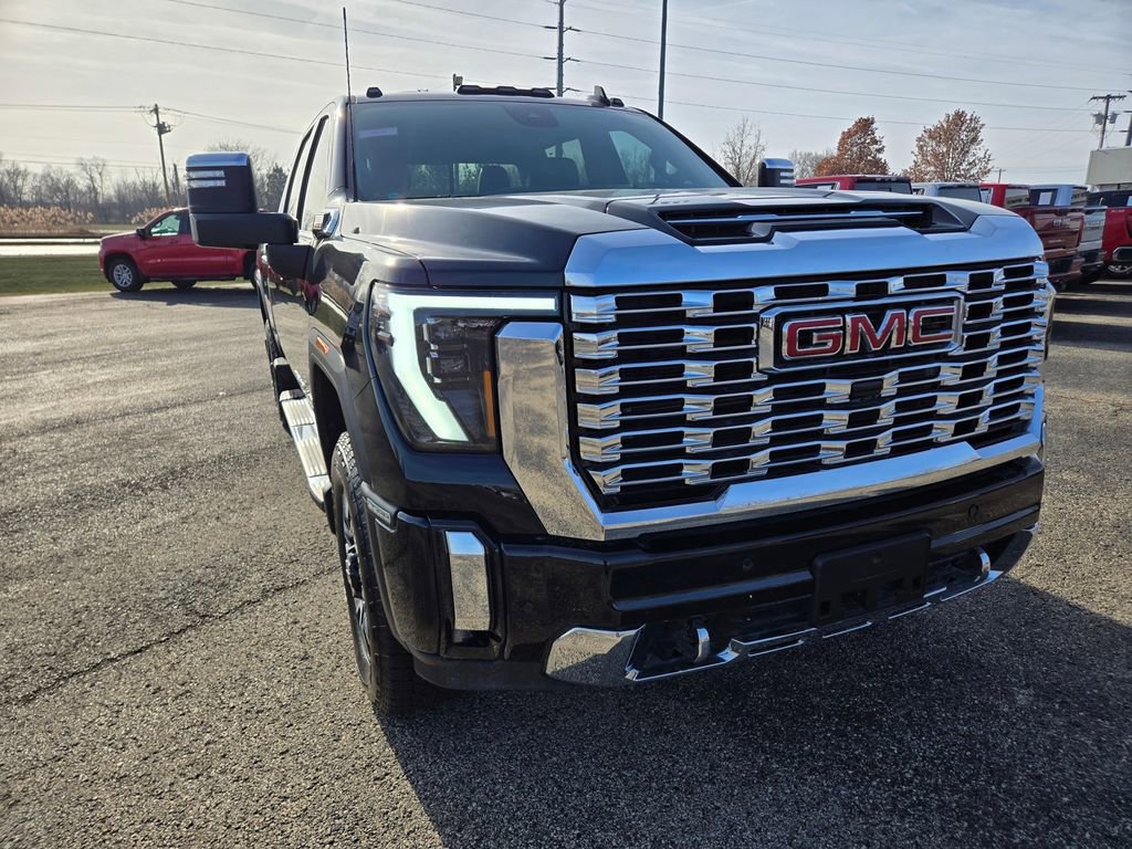 Used 2025 GMC Sierra 2500 Denali