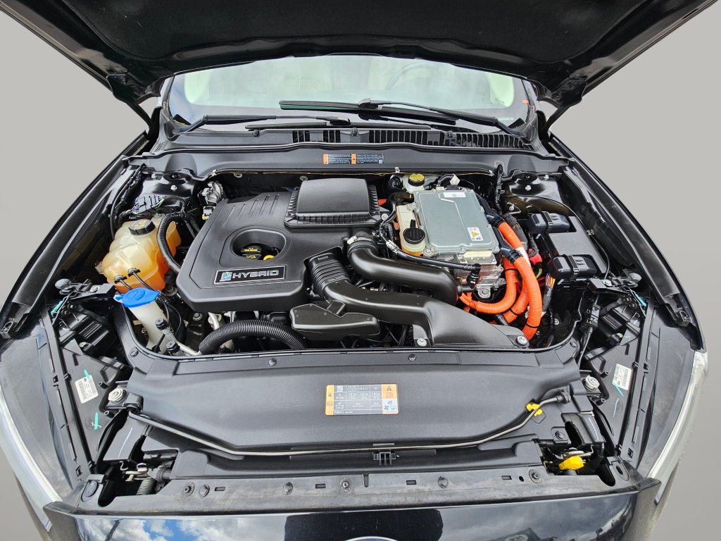 Used 2013 Ford Fusion SE FWD image 18