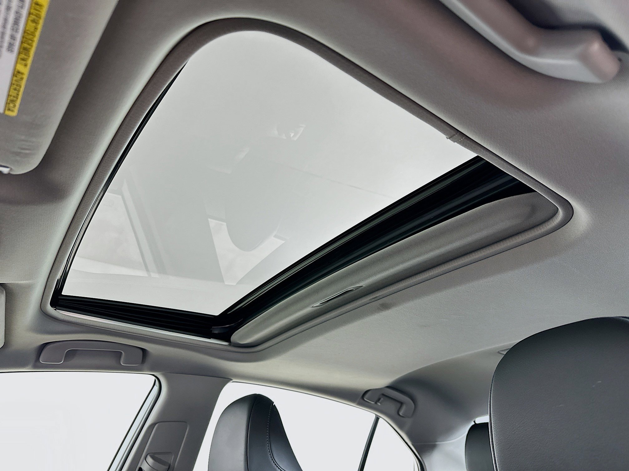 Used 2021 Toyota Camry XLE w/ Navigation Upgrade Package image 26