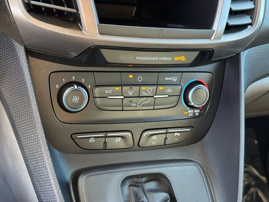 Used 2022 Ford Transit Connect XLT FWD image 32