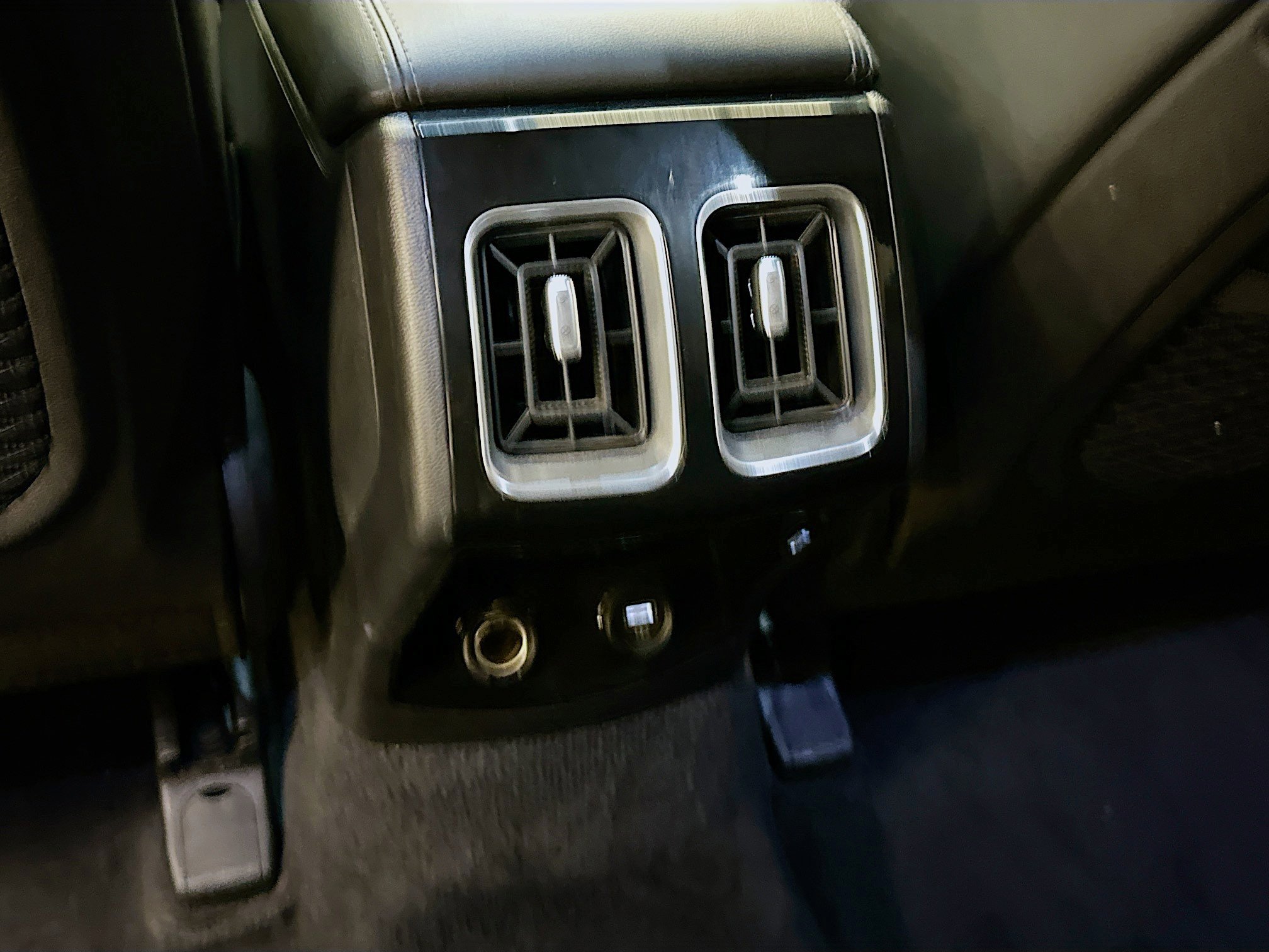 Used 2022 Kia Sorento SX image 29