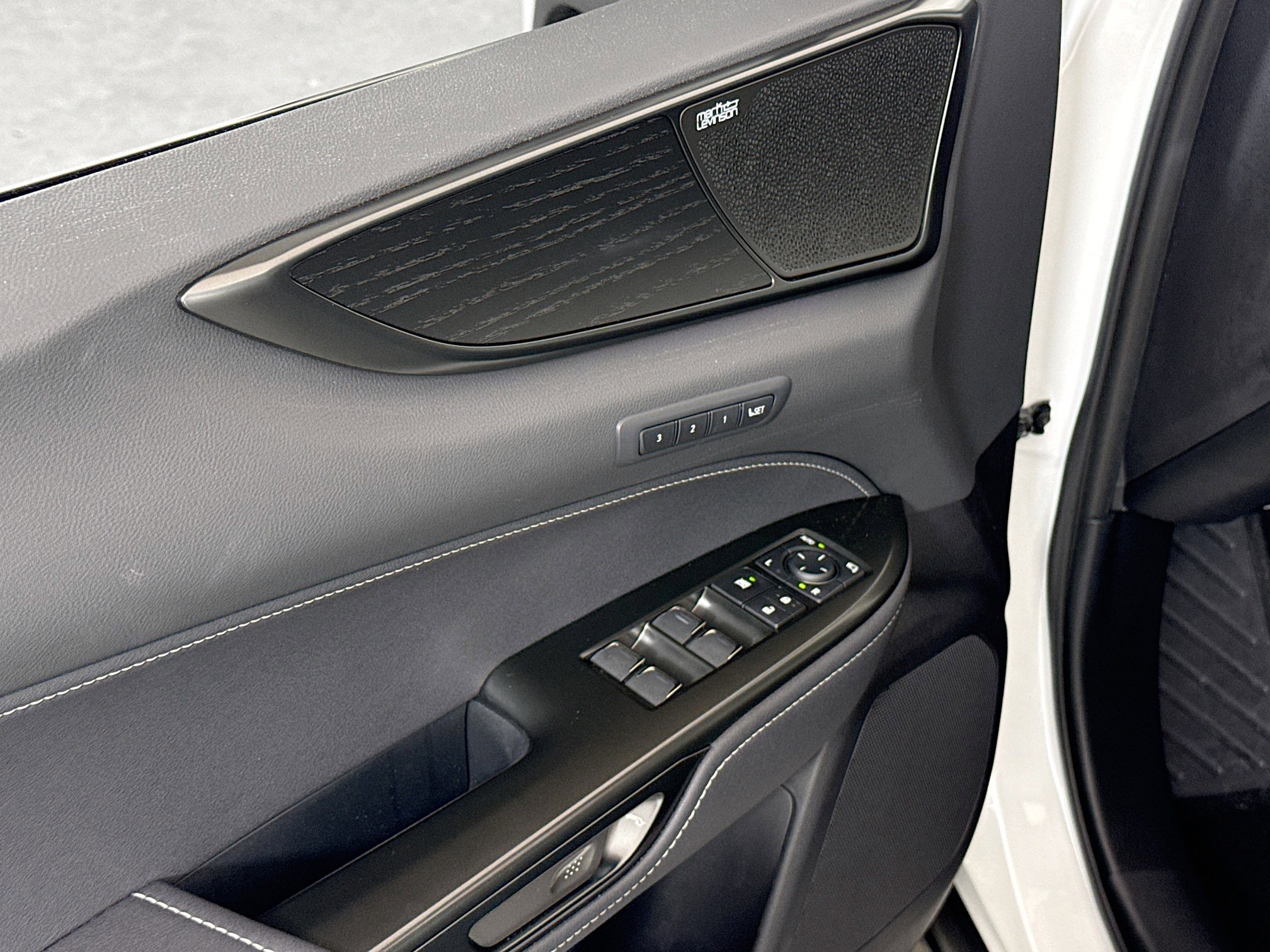 Used 2025 Lexus NX 350h AWD w/ Cold Area Package image 19