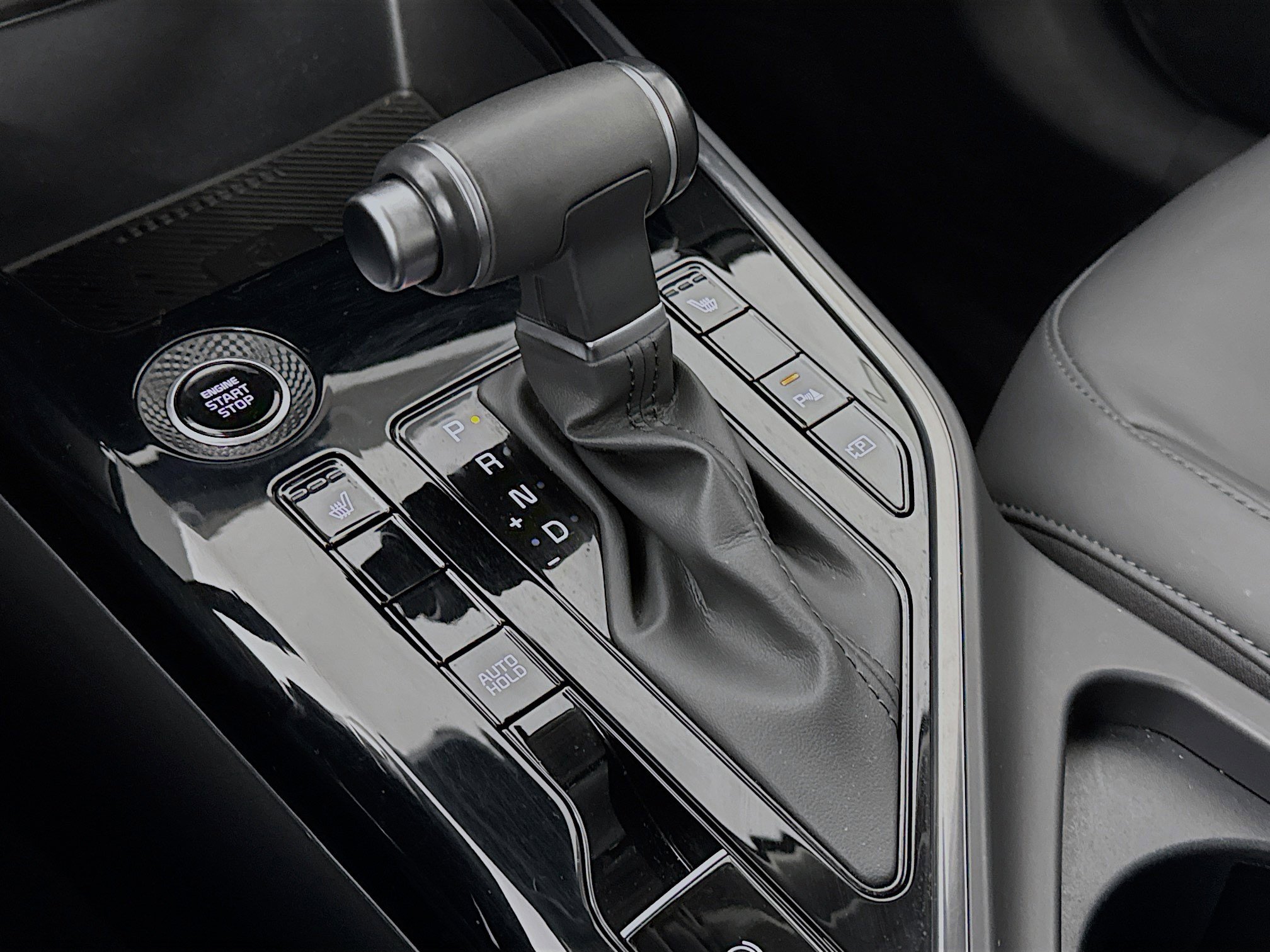 Used 2023 Kia Niro EX Touring image 17