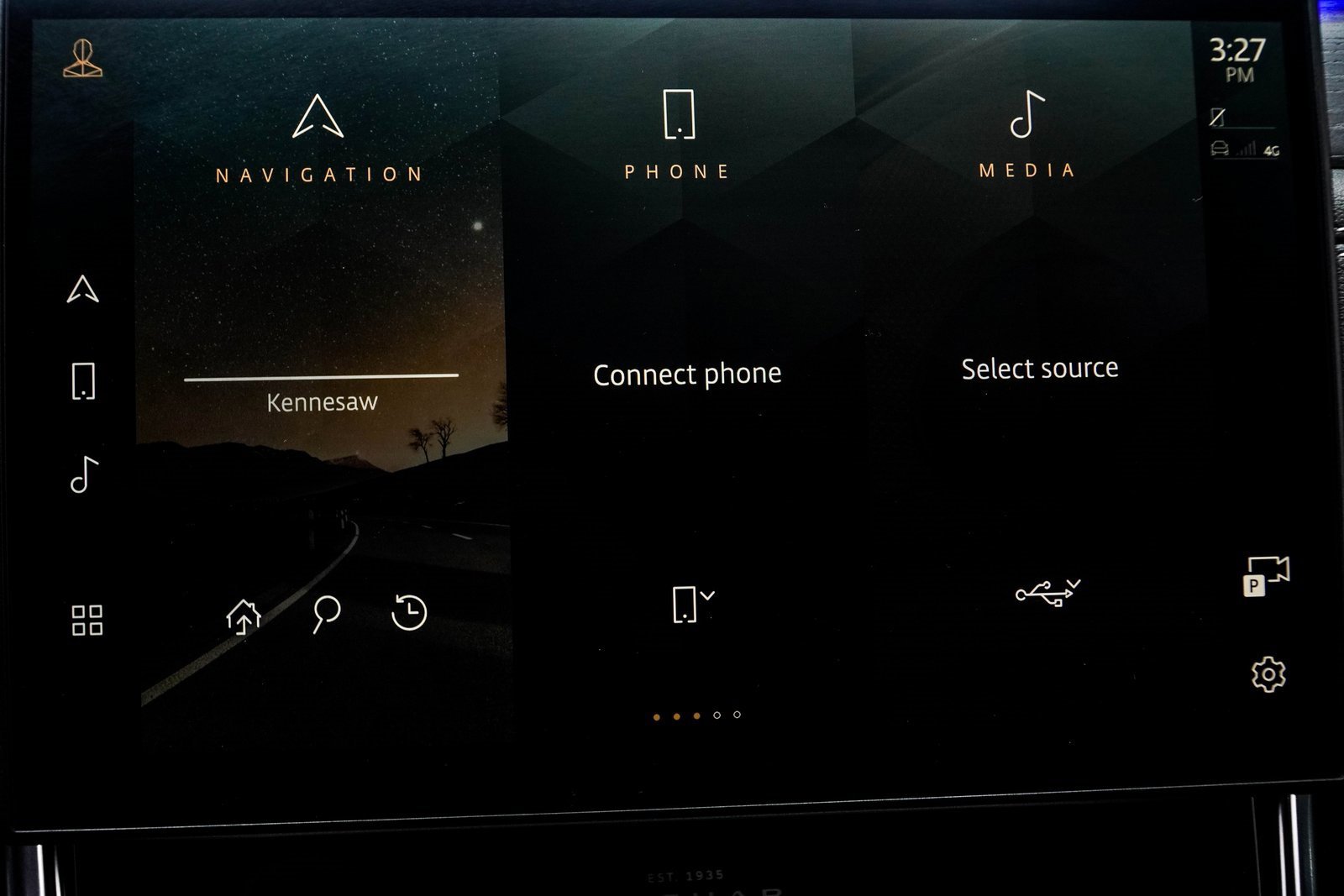 Used 2024 Jaguar XF R-Dynamic SE image 23