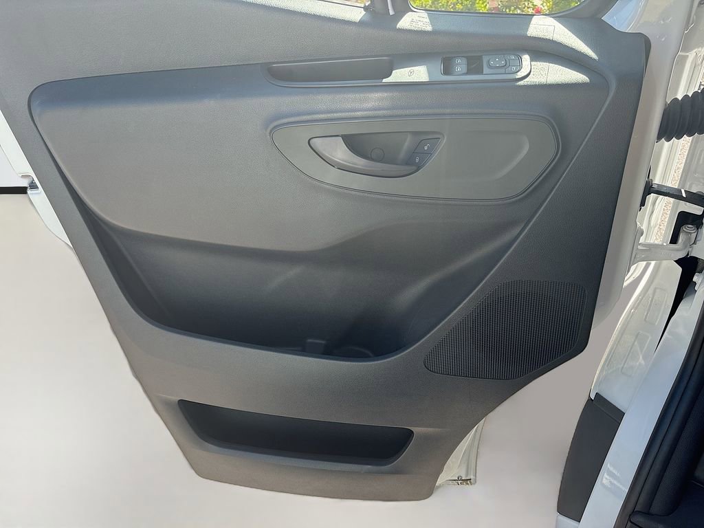 Used 2023 Mercedes-Benz Sprinter 3500 w/ Acoustic Package image 32