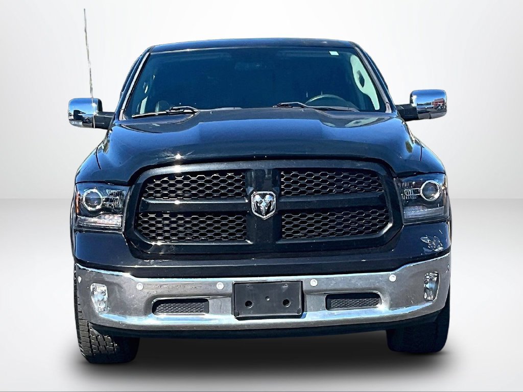 Used 2017 RAM 1500 Laramie w/ Convenience Group AWD/4WD image 3