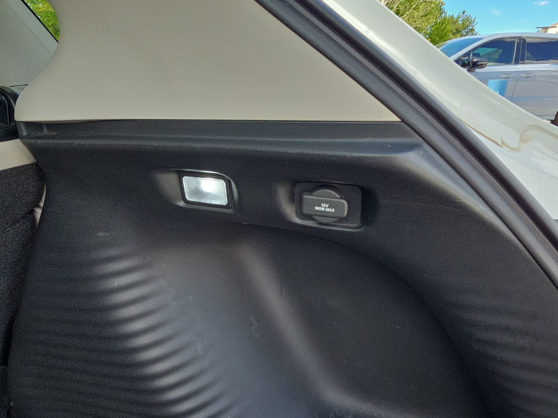 Used 2024 Honda HR-V LX image 36