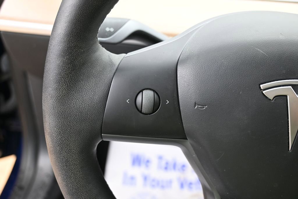Used 2023 Tesla Model 3 Standard Range RWD image 16