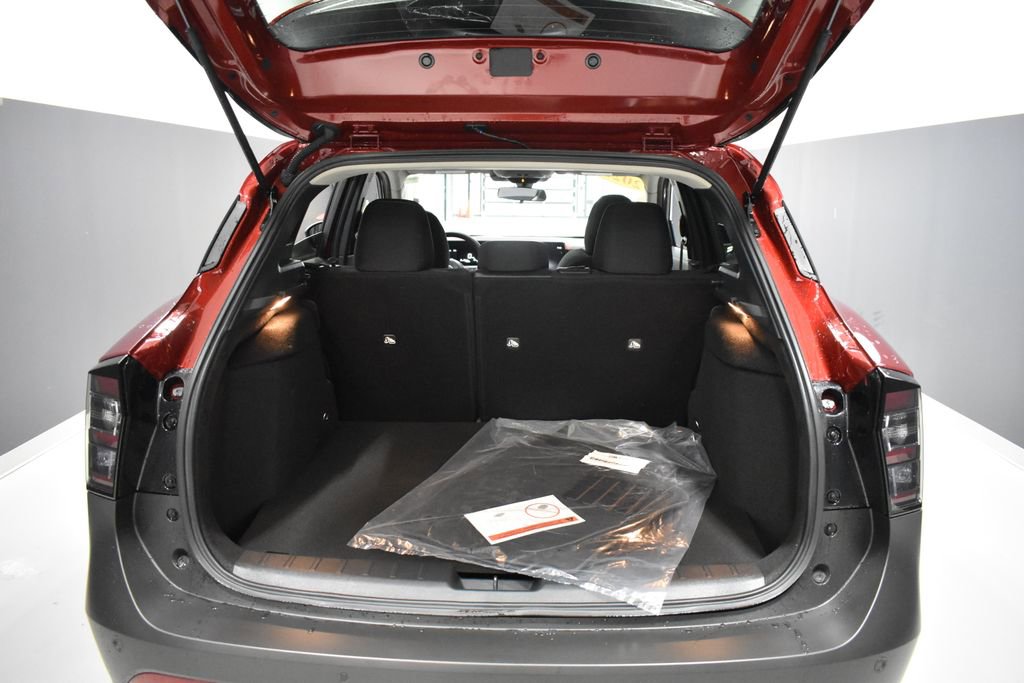 Certified 2025 Nissan Kicks SV w/ SV Premium Package image 31