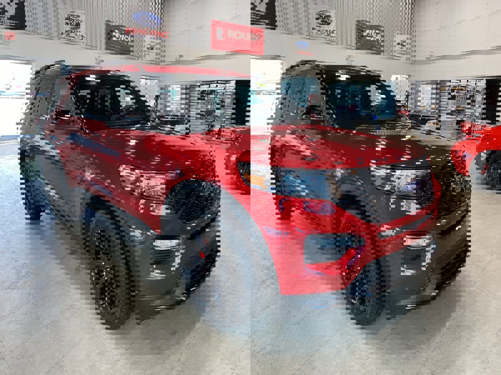 Used 2023 Ford Explorer ST w/ Equipment Group 401A image 7