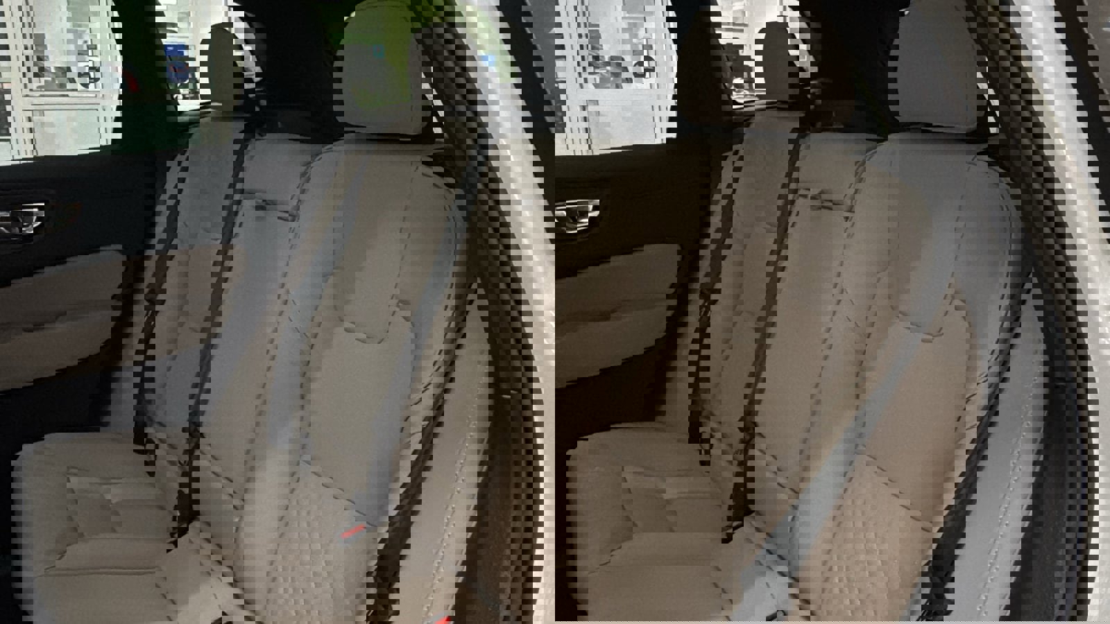 Used 2026 Volvo XC60 B5 Plus w/ Protection Package Premier image 26