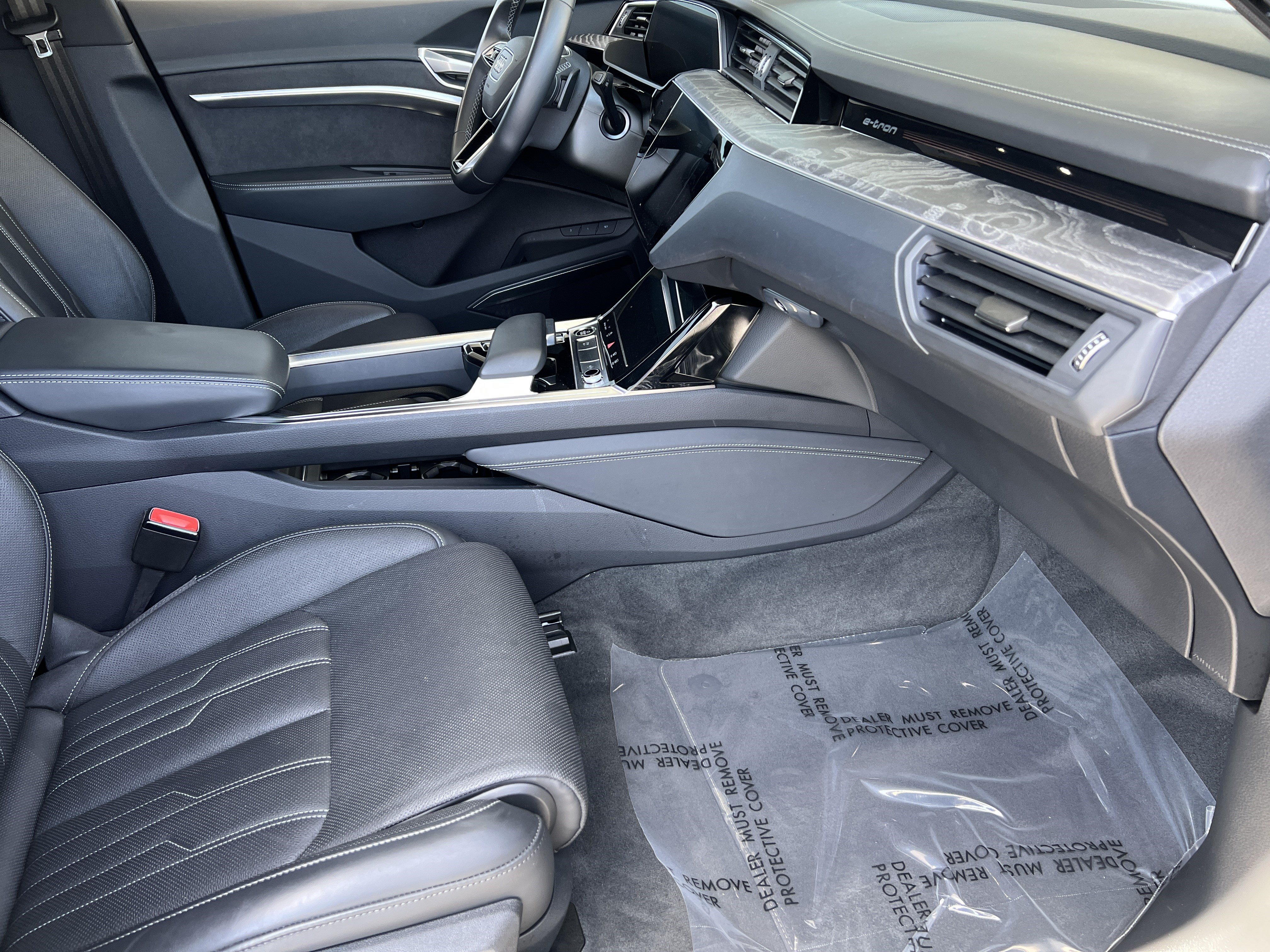Used 2022 Audi e-tron Chronos AWD/4WD image 24