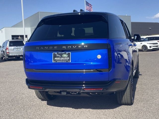 New 2025 Land Rover Range Rover SV AWD/4WD image 18