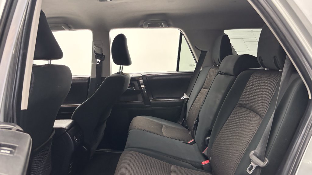 Used 2019 Toyota 4Runner TRD Off-Road AWD/4WD image 29