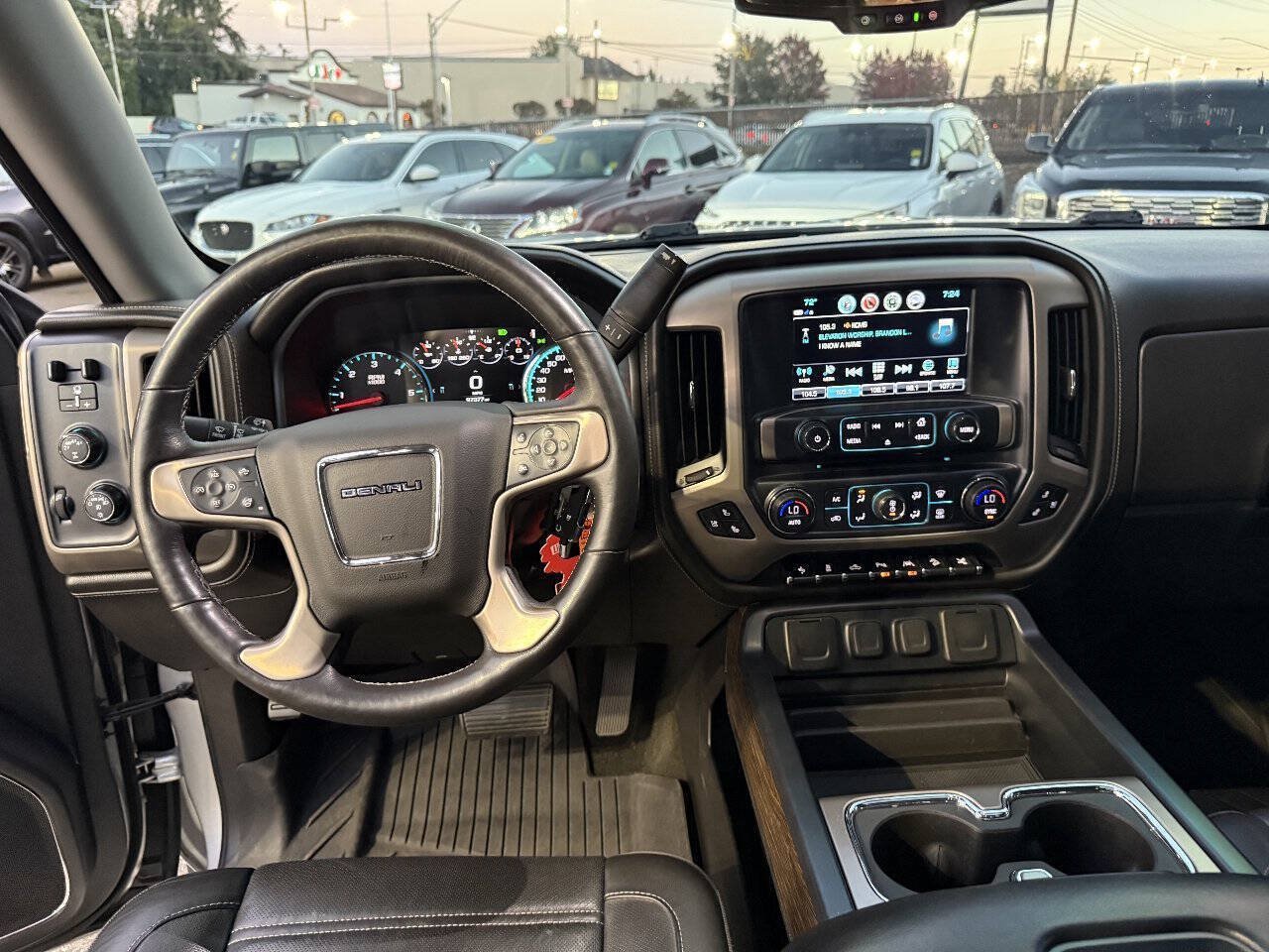 Used 2018 GMC Sierra 1500 Denali AWD/4WD image 26