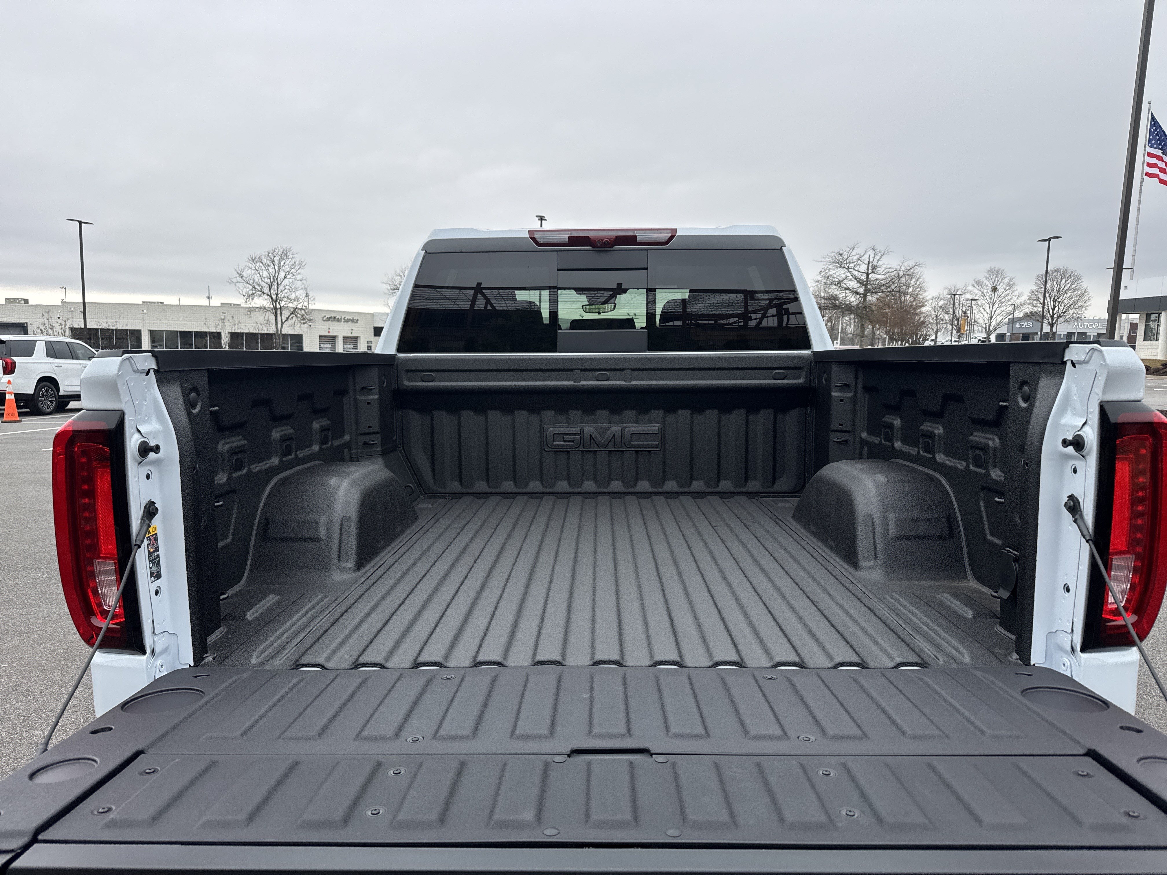 New 2026 GMC Sierra 1500 Denali w/ Technology Package AWD/4WD image 33