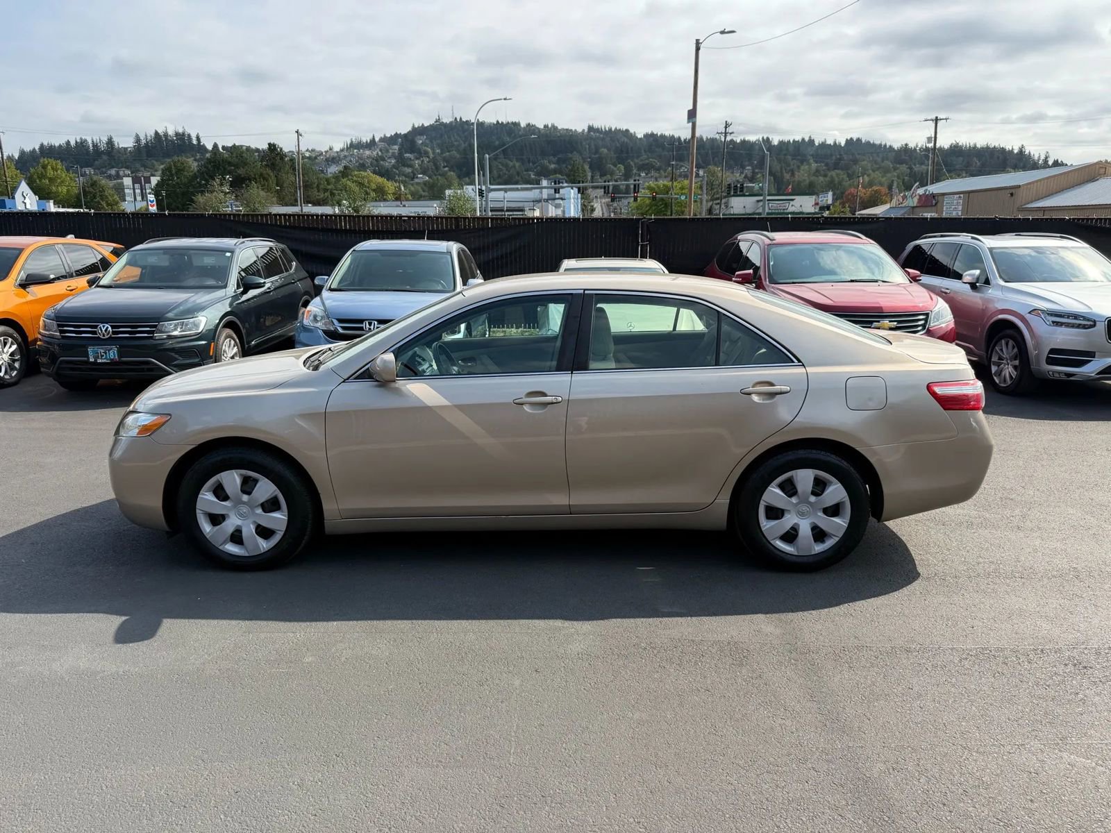 Used 2009 Toyota Camry LE image 8