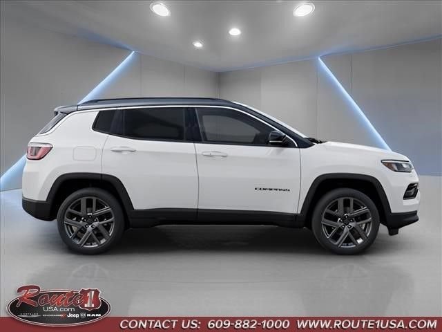 New 2026 Jeep Compass Limited w/ Sun, Sound & Navigation Group AWD/4WD image 22