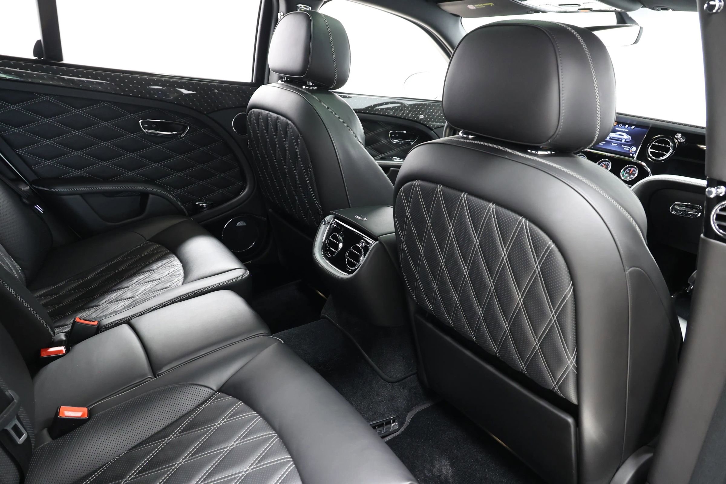 Used 2018 Bentley Mulsanne image 97