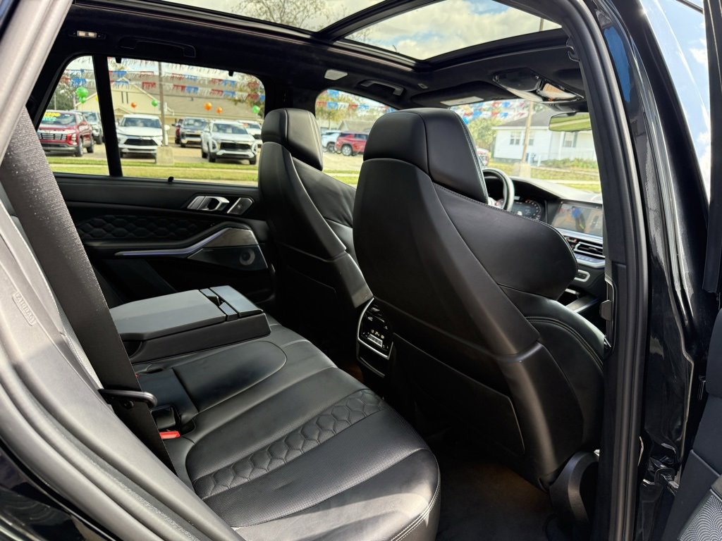 Used 2021 BMW X5 M w/ Executive Package image 43