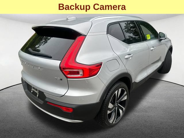 Used 2024 Volvo XC40 B5 Plus AWD/4WD image 10