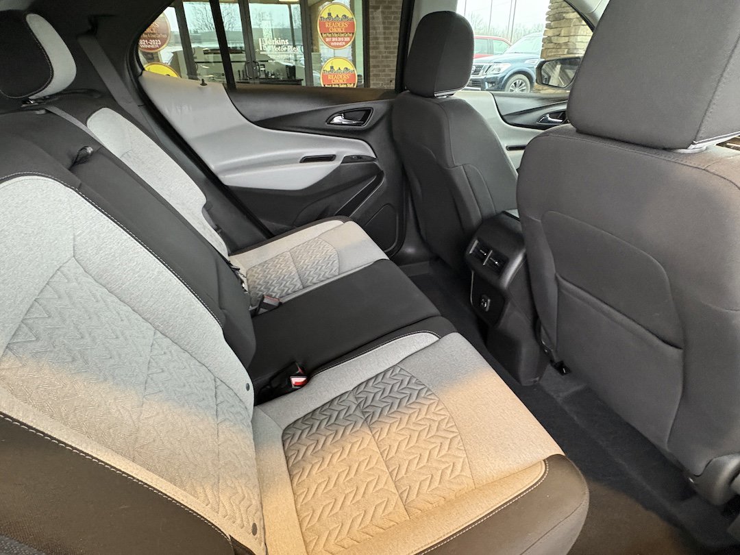 Used 2022 Chevrolet Equinox LS image 26